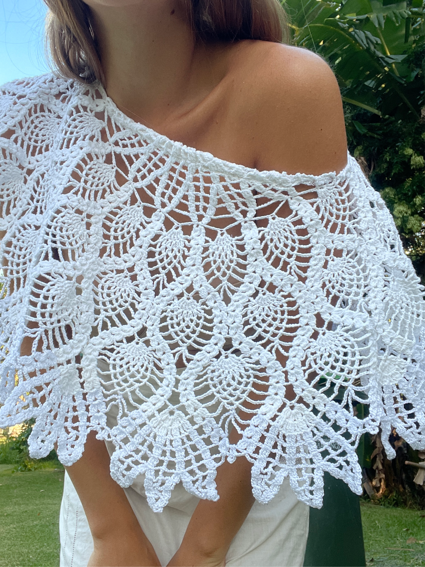 Donna Hand Crochet Poncho